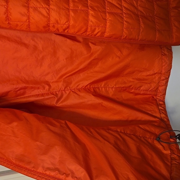Patagonia Vibrant Orange Quilted Jacket - Picture 7 of 12